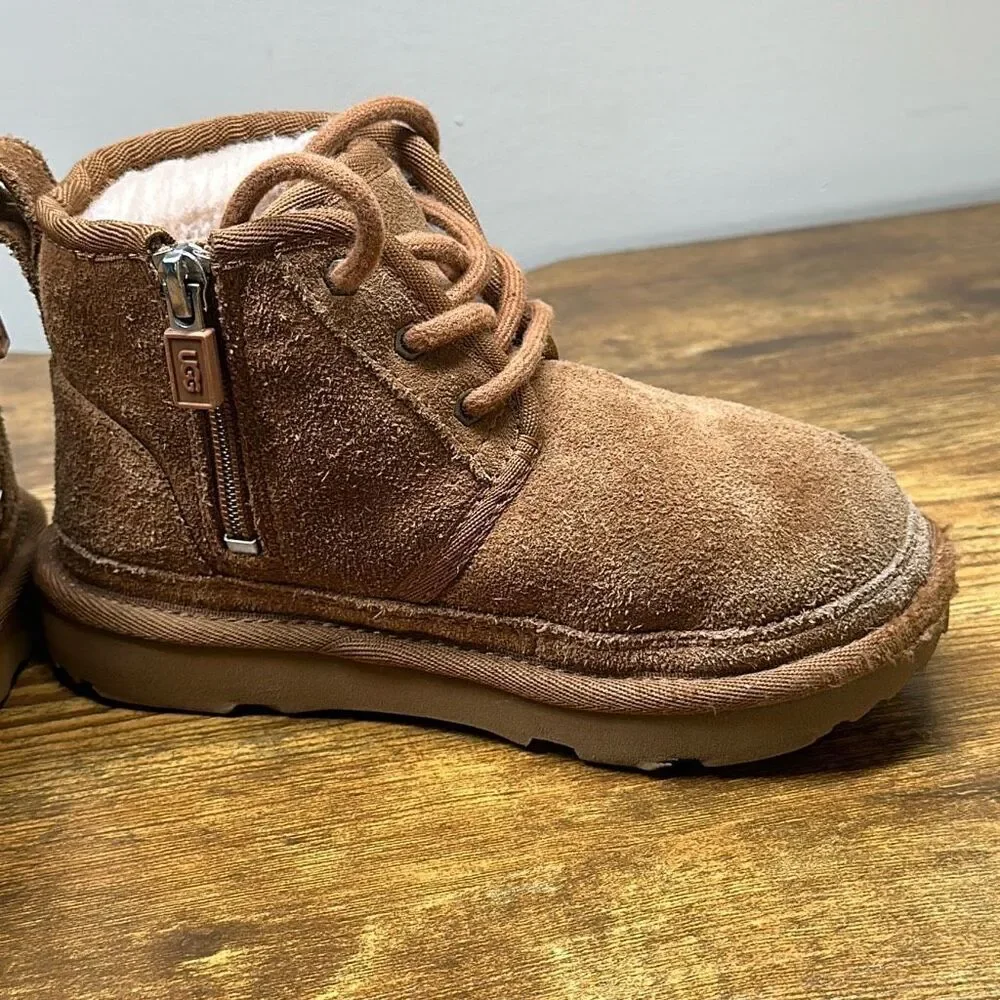 UGG Neumel II Chukka Boot Toddler / Little Kid Chestnut‎ size 11